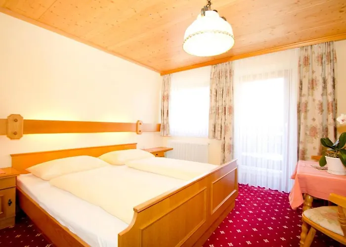 Garni Hochwurzen Шладминг